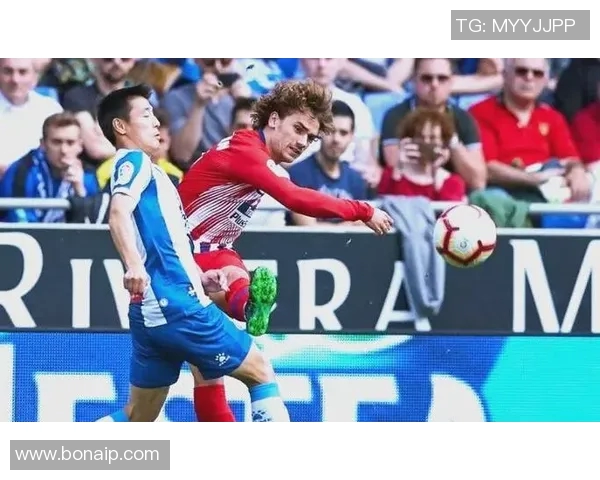 武磊:从青涩少年到国际足球明星的成长之路与辉煌瞬间 武磊:从青涩少年到国际足球明星的成长之路与辉煌瞬间