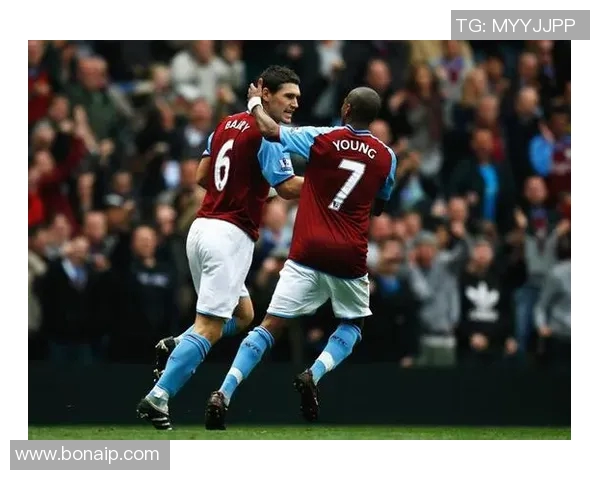 欧洲经典足球巨星回顾那些年辉煌的传奇人物与他们的故事