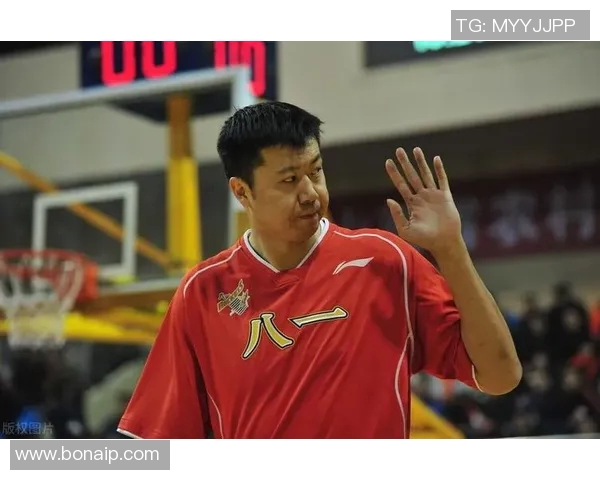 成年增高的篮球明星们如何突破身高限制实现职业梦想